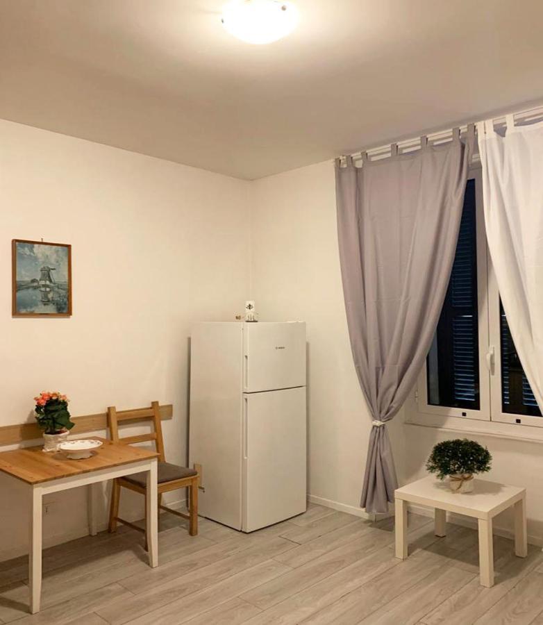 Savona Magnifico Sole Mare 150 M Wifi Climatcontrol Apartamento Exterior foto